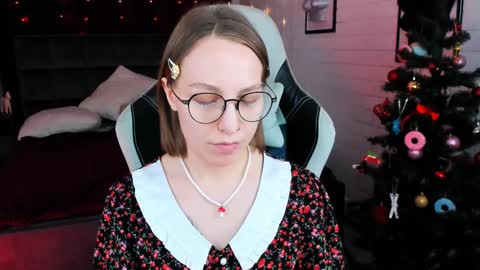 APHEX QUEEN online show from 12-20-24, 02:16