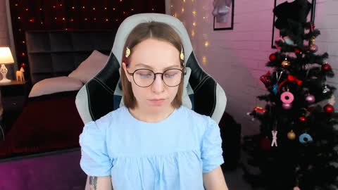 APHEX QUEEN online show from 12-21-24, 01:10