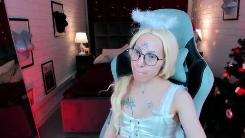 APHEX QUEEN online show from 12-23-24, 05:54