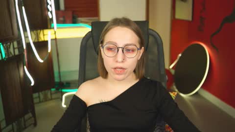 APHEX QUEEN online show from 02-04-25, 12:22