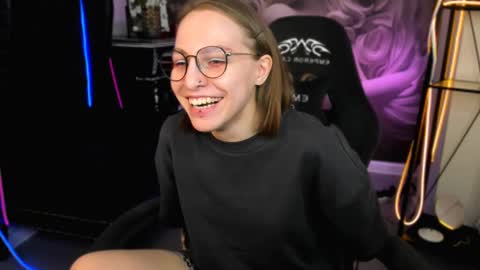 APHEX QUEEN online show from 02-14-25, 04:20