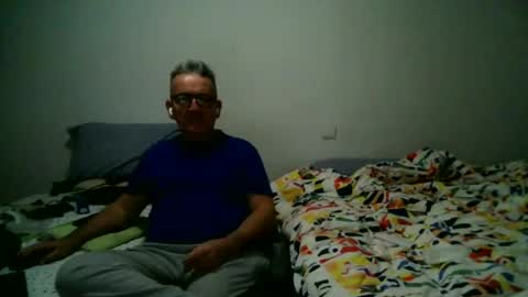 furry bear online show from 12-29-24, 08:37