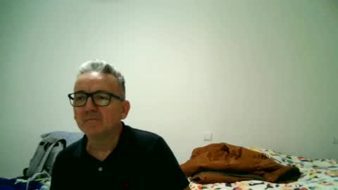 furry bear online show from 12-31-24, 07:29