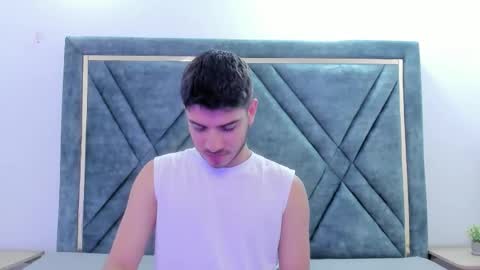 Apolo Grayy online show from 02-18-26, 05:36