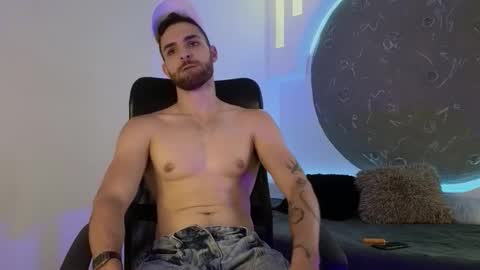 Apolo Lux  online show from 02-10-26, 08:57