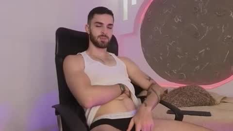 Apolo Lux  online show from 02-22-26, 07:45