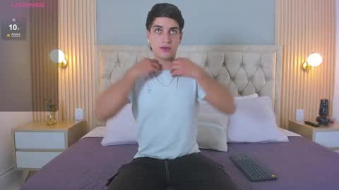 Apolo online show from 11-23-25, 03:06