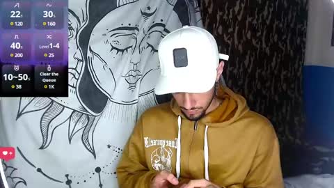 Snapshot of apolo_s chatting on 01-12-25, 10:56 Andres online show from 01-12-25, 10:56