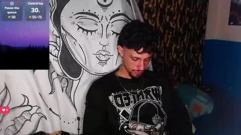 Snapshot of apolo_s chatting on 01-19-25, 09:55 Andres online show from 01-19-25, 09:55