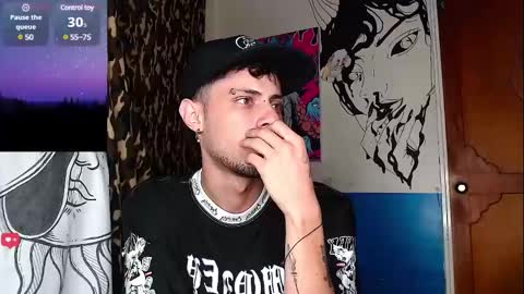 Snapshot of apolo_s chatting on 02-09-25, 04:36 Andres online show from 02-09-25, 04:36