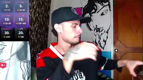 Snapshot of apolo_s chatting on 02-11-25, 03:18 Andres online show from 02-11-25, 03:18