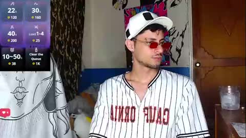 Snapshot of apolo_s chatting on 02-25-25, 03:42 Andres online show from 02-25-25, 03:42