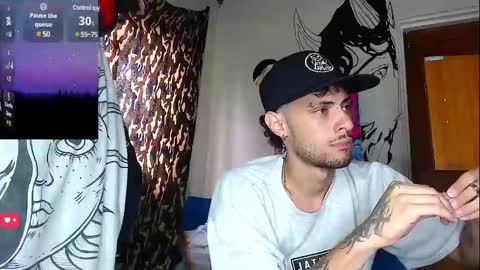 Snapshot of apolo_s chatting on 03-06-25, 08:59 Andres online show from 03-06-25, 08:59