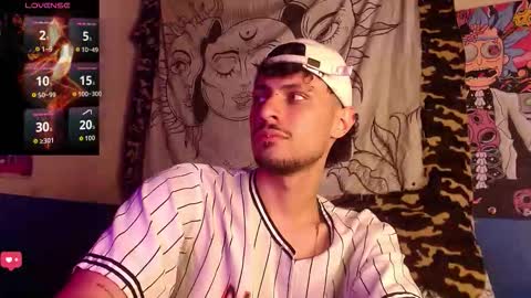 Snapshot of apolo_s chatting on 09-11-25, 06:30 Andres online show from 09-11-25, 06:30