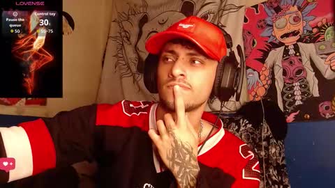 Snapshot of apolo_s chatting on 11-28-25, 04:48 Andres online show from 11-28-25, 04:48