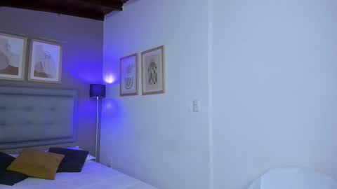 Snapshot of apoloricci chatting on 11-14-25, 08:07 Apolo twink online show from 11-14-25, 08:07