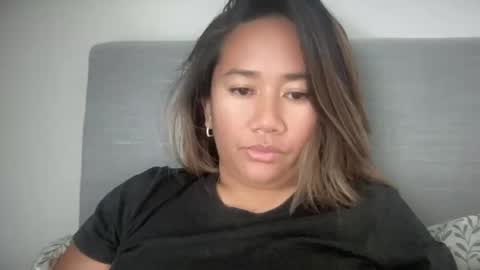 Snapshot of apple_pie_love chatting on 11-07-25, 08:47 Anika online show from 11-07-25, 08:47