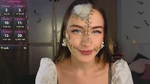 Vicki online show from 10-31-25, 09:10