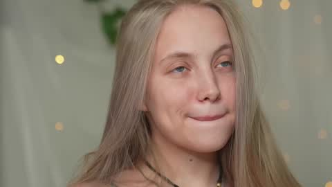  REYNA  my friend   online show from 12-17-24, 05:15