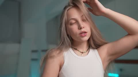  REYNA  my friend   online show from 12-19-24, 02:57