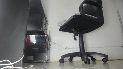 Aprhillove online show from 02-13-25, 02:12