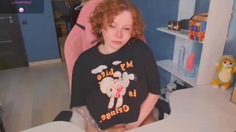 Snapshot of april_hentaigirl chatting on 10-13-25, 12:27 my special content online show from 10-13-25, 12:27