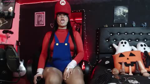 lucy online show from 10-08-25, 04:54