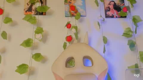 APRIL online show from 02-25-25, 04:31