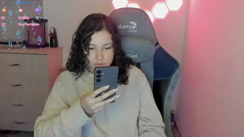 Snapshot of aqua_emilly chatting on 02-13-25, 02:45 aqua emilly online show from 02-13-25, 02:45