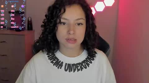 Snapshot of aqua_emilly chatting on 02-24-25, 02:30 aqua emilly online show from 02-24-25, 02:30