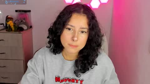 aqua emilly online show from 11-22-25, 11:15