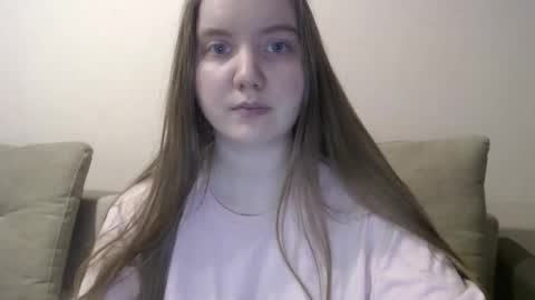 Josefin online show from 11-02-25, 09:22