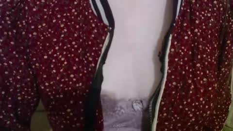 Josefin online show from 12-20-25, 04:52