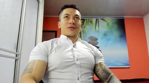 Snapshot of aquiles_51 chatting on 02-13-26, 02:13 Jonathan online show from 02-13-26, 02:13