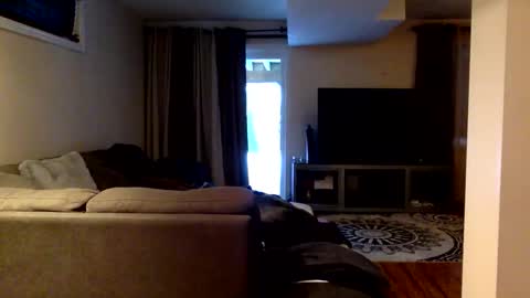 Knowledgeiskeyy online show from 12-17-25, 01:17