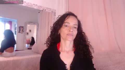 Nadia Cyel online show from 01-18-25, 08:30