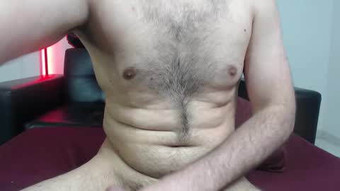 Snapshot of araboys chatting on 10-05-25, 07:28 Youssef Alkhoury online show from 10-05-25, 07:28