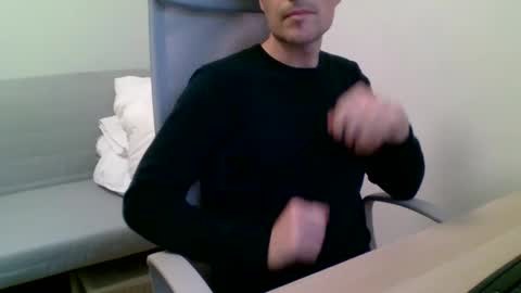 Snapshot of aragon9999 chatting on 03-12-25, 05:28 aragon9999 online show from 03-12-25, 05:28