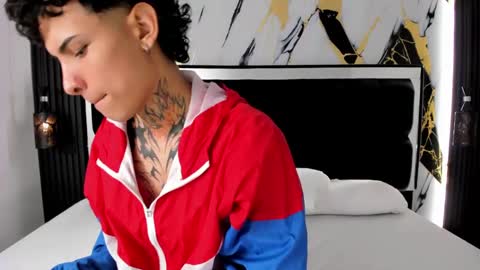 Snapshot of arceluuz chatting on 01-30-25, 03:22 Arceluz online show from 01-30-25, 03:22