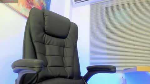 Snapshot of arceluuz chatting on 03-08-25, 11:07 Arceluz online show from 03-08-25, 11:07