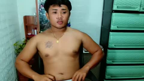 archie_hotguy online show from 11-21-25, 03:11
