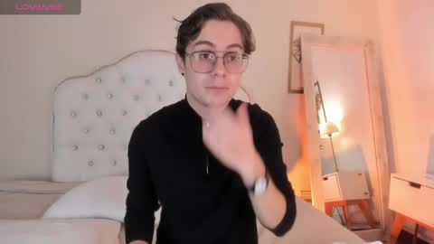 Archie online show from 02-09-25, 01:35