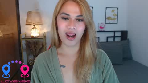 Snapshot of arcicola2727 chatting on 12-06-24, 11:00 Arci online show from 12-06-24, 11:00