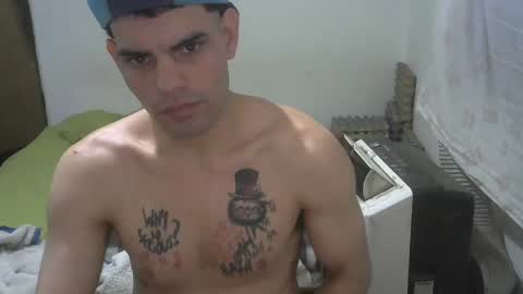 Snapshot of arcoiris933656 chatting on 10-19-25, 10:16 arcoiris933656 online show from 10-19-25, 10:16