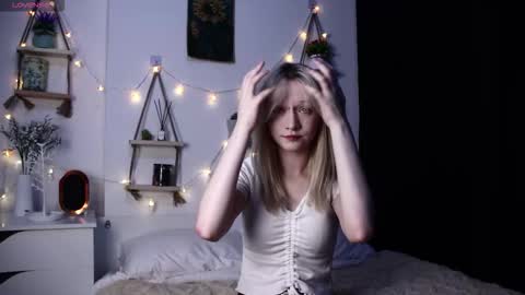 Jenny online show from 09-25-25, 07:12