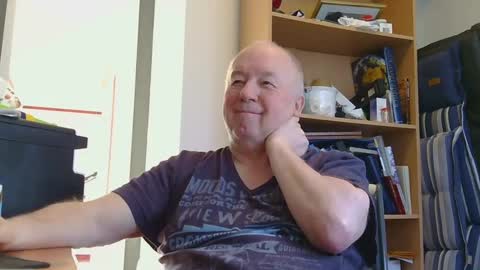 arcticman44 online show from 02-11-25, 11:54