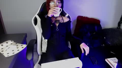 Snapshot of ardat_lili69 chatting on 01-06-25, 01:08 Ardat lili69 online show from 01-06-25, 01:08