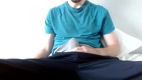 Arek online show from 10-14-25, 01:01