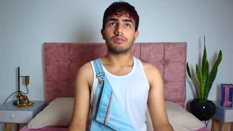 Ares Alpha  online show from 11-18-25, 07:18