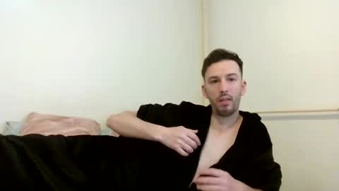 Snapshot of ares_candy chatting on 01-30-25, 07:29 Ares Candy online show from 01-30-25, 07:29